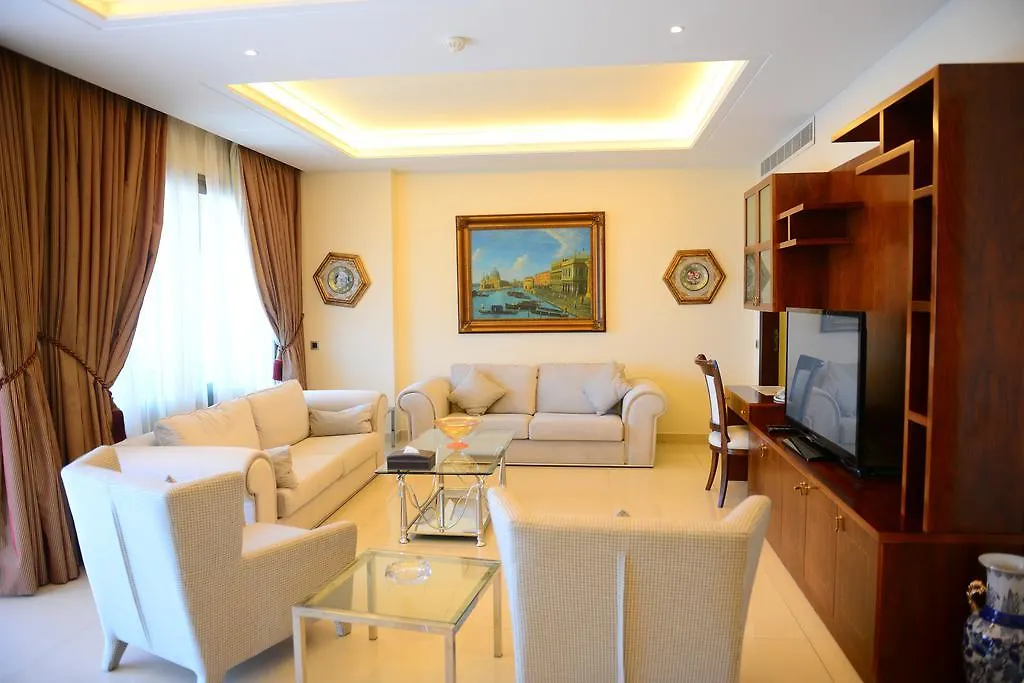 Dolphin Royal Suites Raouche Beiroet Hotel