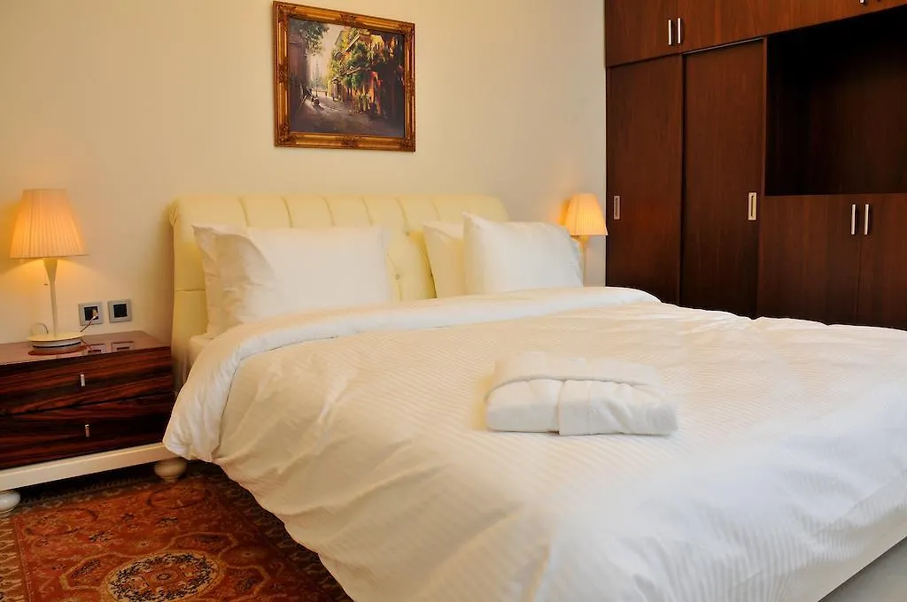 Dolphin Royal Suites Raouche Bejrut 4*,
