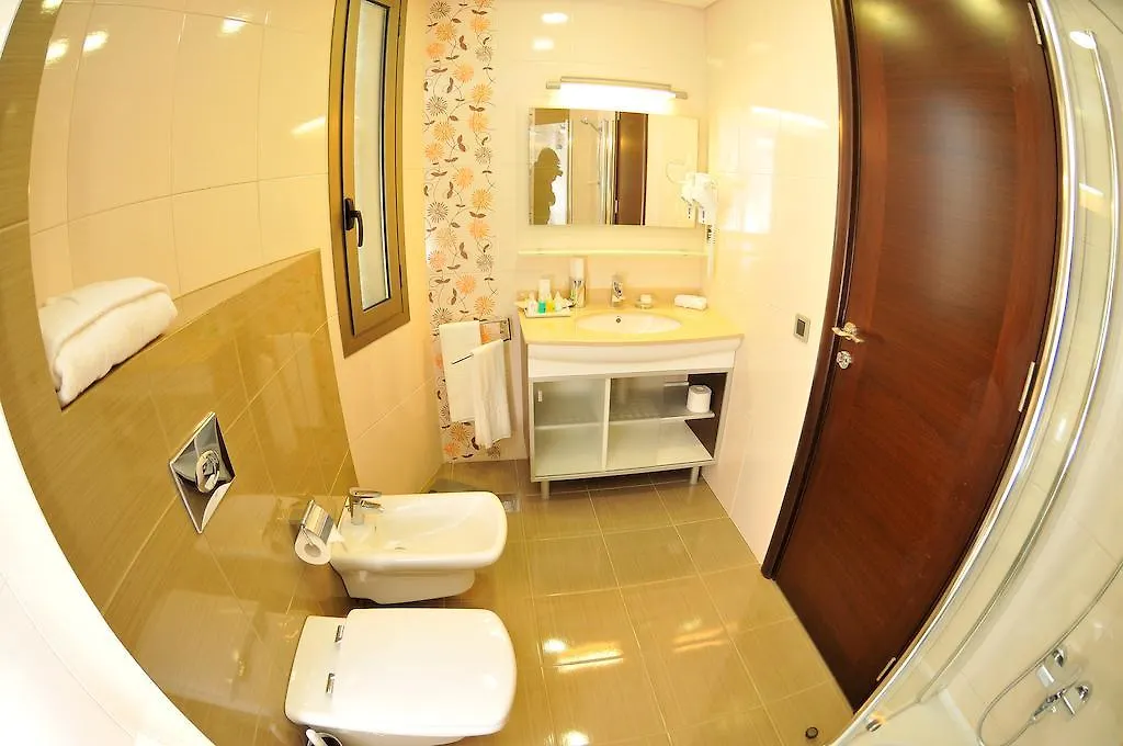 Dolphin Royal Suites Raouche Bejrut