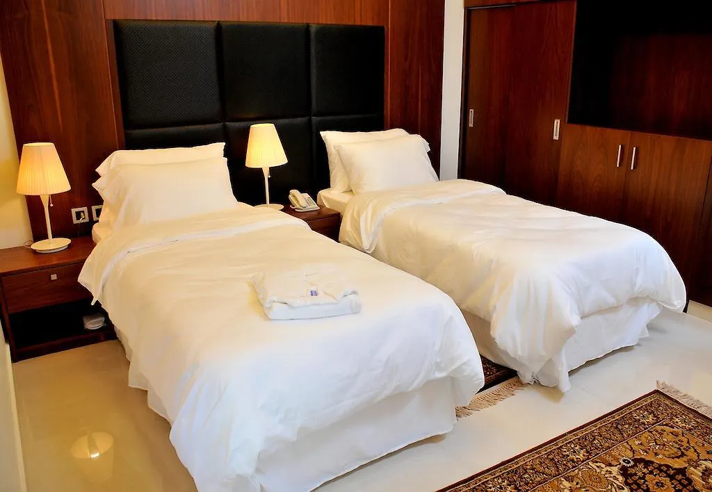 Dolphin Royal Suites Raouche Bejrut Hotel