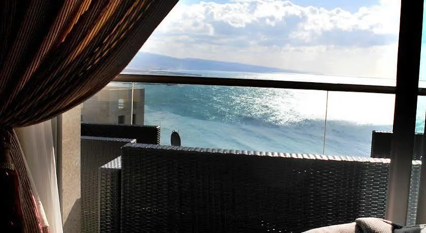 Dolphin Royal Suites Raouche Bejrut Hotel